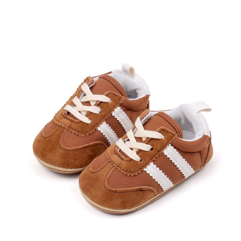 Spring and Autumn Infants' Soft Sole Anti-slip Durable Fashion Versatile Indoor and Outdoor Casual Shoes for Boys and Girls, Walking Shoes, Sports Shoes